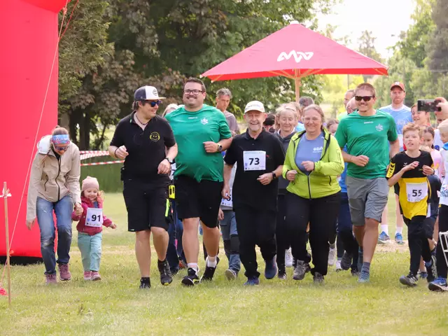 Startschuss bei Gersthofen läuft! 2025 mit den Gersthofer Party-Freunden, den NaturFreunden, der Kolpingsfamilie und dem Deutschen Alpenverein. | Foto: L. Dziedataja