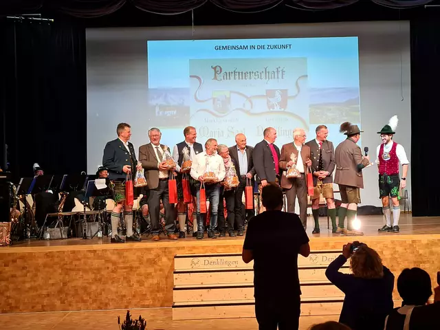 Ehrung der Beteiligten an der Ortspatenschaft | Foto: A.Platschka