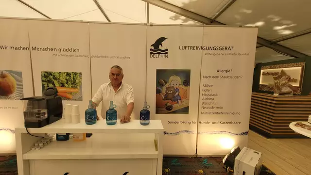 Um Sauberkeit, Wohlbefinden und Gesundheit ging es an diesem Stand: Der Wasserstaubsauger DELPHIN entfernt Staub, Schmutz und Gerüche. 