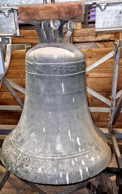 Glocke von 1505 mit der Inschrift:
Ave Maria,Anno dui xvcv
(Gegrüßet seist du, Maria Im Jahr Gottes 1505 )
