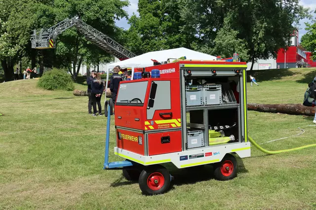 Kinder-Feuerwehr beim Kinder-Europafest