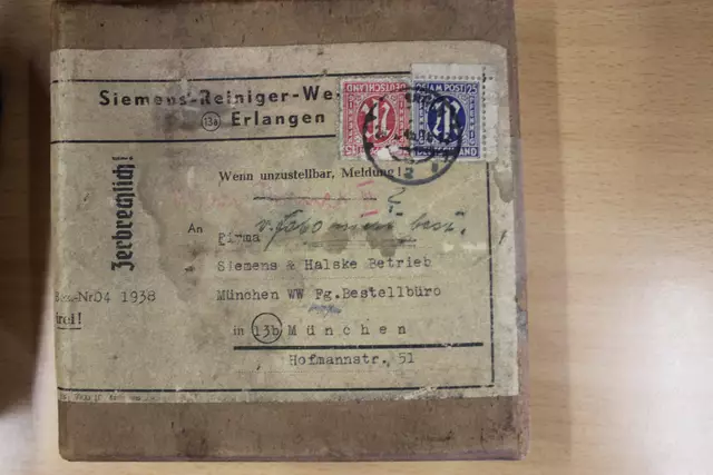 Postpaket von 1938 von Siemens-Reiniger-Werk Erlangen an Siemens &amp; Halske München. | Foto: Otto Killensberger