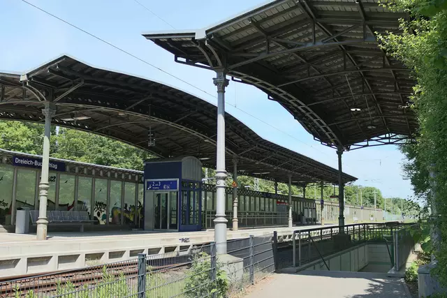 Bahnsteig in Dreieich-Buchschlag