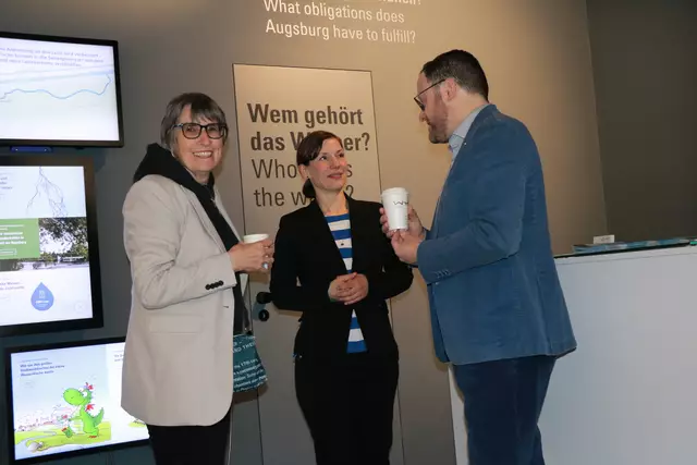 von links: VP Augsburg International mit Frau Barbara Bühler-Karpati und Matthias Fink / AI Präsident | Foto: Marianne Stenglein