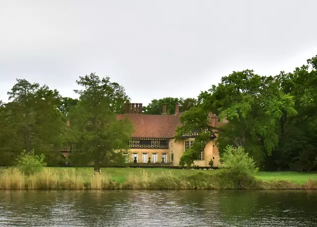 Blick auf Schlos Cecilienhof