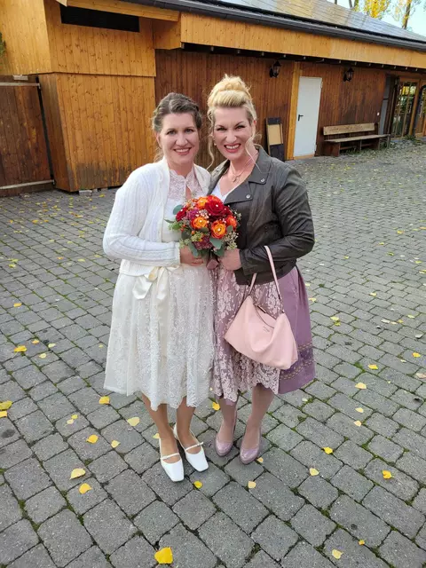 Heute gute Freundinnen - Verena Beese (r) mit ihrer ehemaligen Mitarbeiterin Kerstin Wiedenmann (l) | Foto: Verena Beese