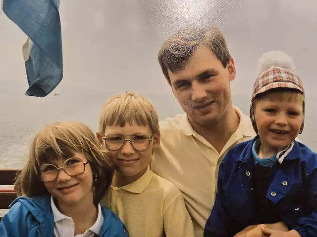 Verena Beese mit ihren beiden Brüdern und Papa Josef. | Foto: Verena Beese