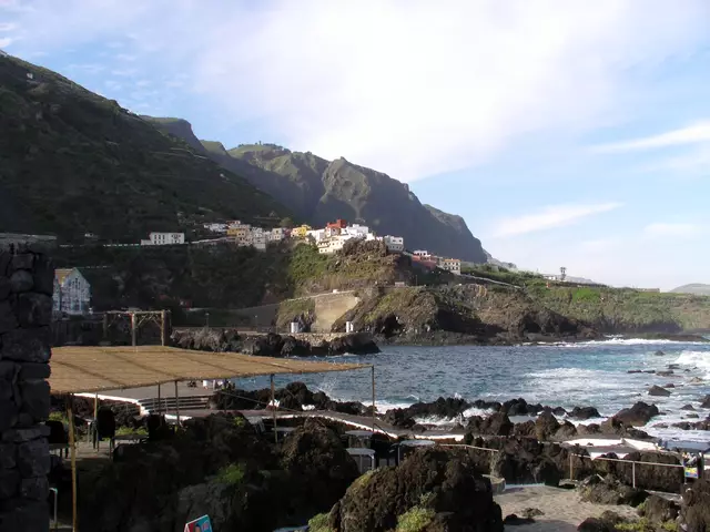 Nach etwa 30 km von Puerto de la Cruz entfernt, ist der erste Zwischenstopp das alte Fischerstädten Garachico. 