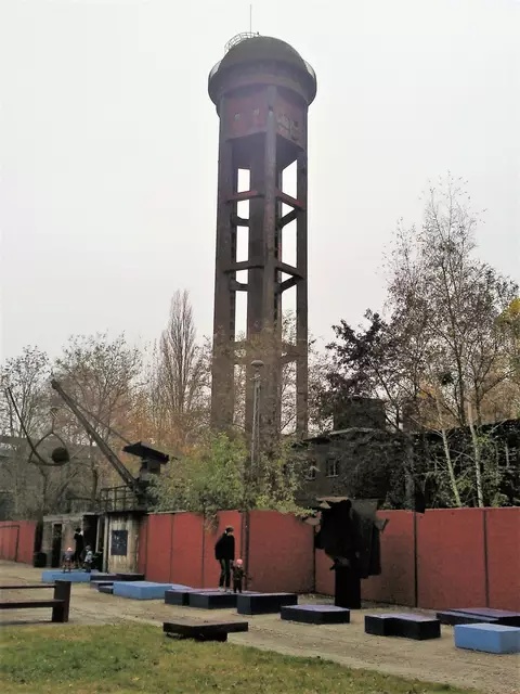 Wasserturm im Naturpark Südgelände Berlin