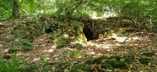 Blick auf die zwei oberen Stollen von Reddighausen