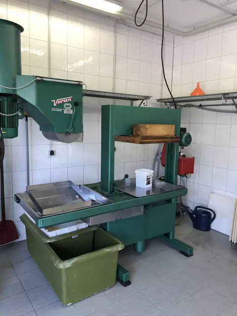 Die alte Mostpresse mit Druckzylinder