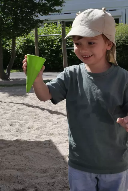 Wasser rieseln lassen macht Spaß !  | Foto: Kinderhaus 