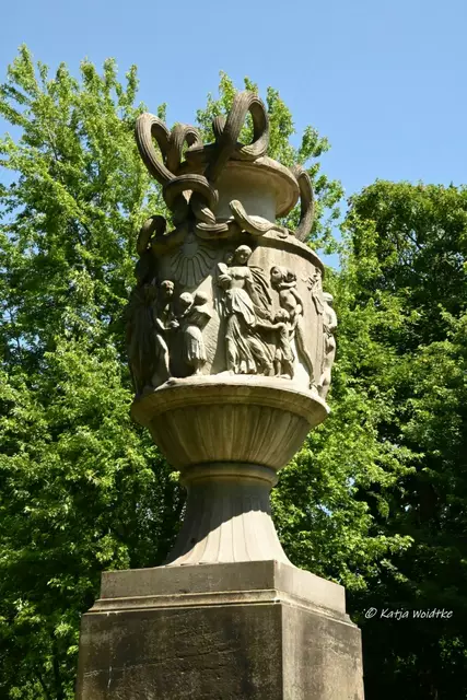 Bremen entdecken (Foto: Katja Woidtke)

Steinhäuser Vase in den Bremer Wallanlagen | Foto: Katja Woidtke