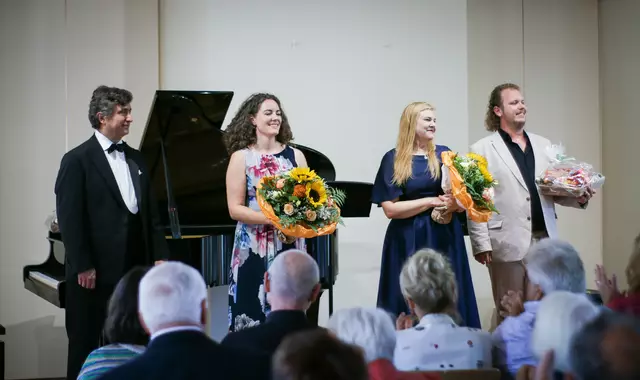 Das Sänger-Ehepaar Annika Egert und Daniel Schliewa sowie Pianist Stellario Fagone und Ilme Stahnke präsentierten Werke von Johann Strauß (Sohn). | Foto: Bernhard Joseph Probst