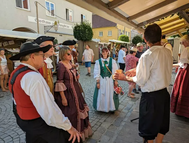 2023: Besuch aus Frankreich, Bürgermeisterin Bressuire mit Begleitung | Foto: Wolfgang Baiter