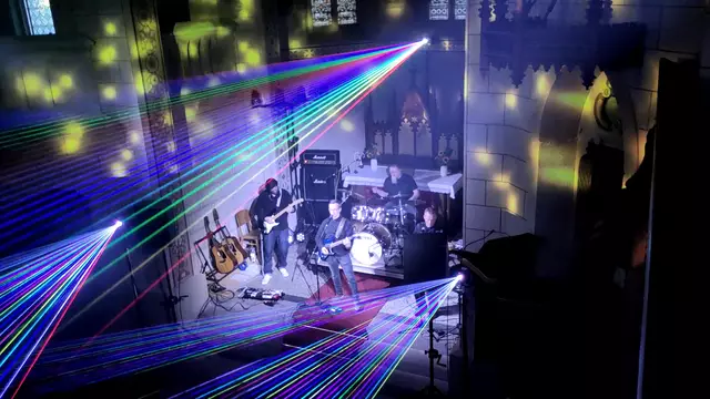 Battersea Bowl bei einem Pink-Floyd-Tribut-Konzert in der Vieselbacher Kirche | Foto: Alexander Goldstein