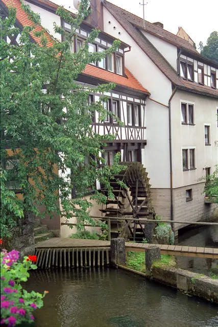 Blick auf das Wasserrad