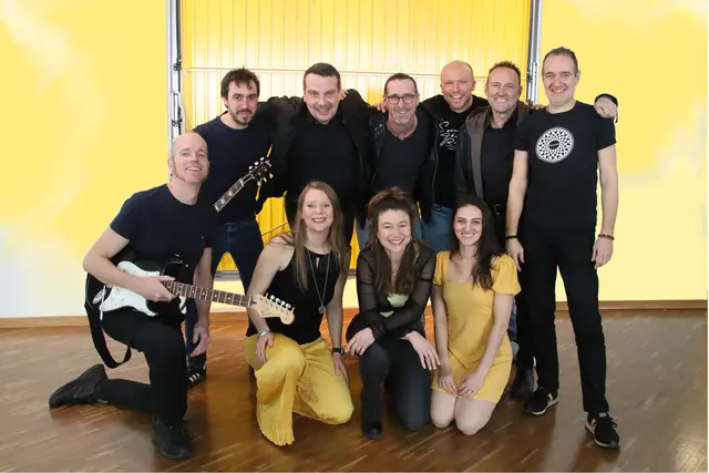 Ab 14 Uhr tritt die ADAC Rockband "The Yellow Tones" am 12. Juli beim Tag der offenen Tür im ADAC Testzentrum Mobilität in Penzing auf.  | Foto: ADAC