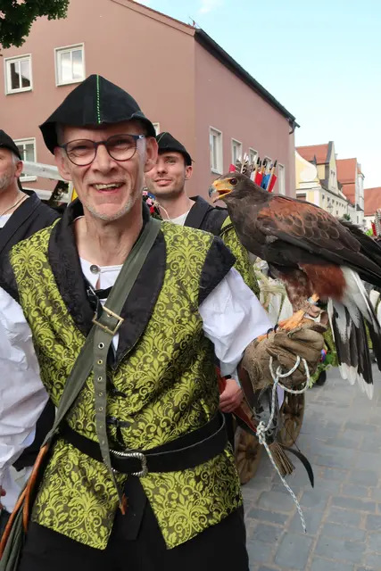 Die Bogenschützen mit tierischer Begleitung