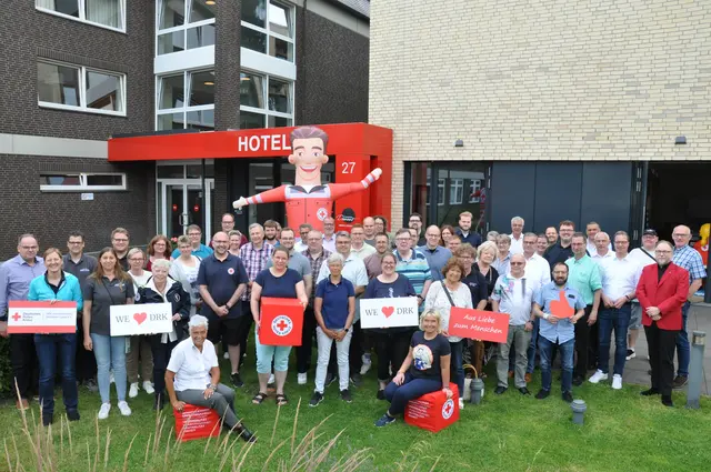 Teilnehmende des Landesausschusses der Rotkreuzgemeinschaft am 5. Juli 2025 | Foto: Helena Tenambergen / DRK-Landesverband Westfalen-Lippe