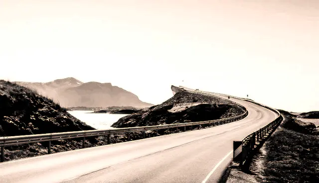 Amadeus - 1 Punkt - Storseisund-Brücke