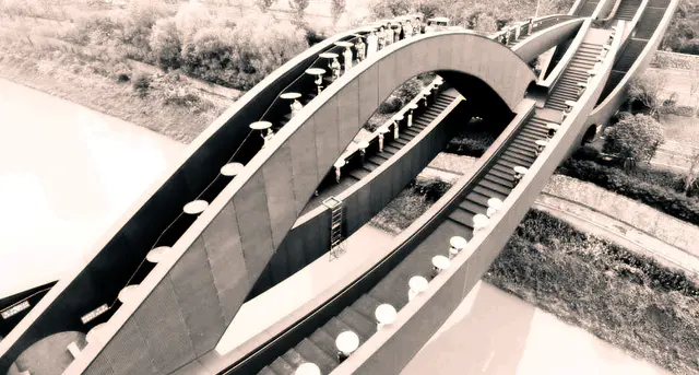 Nicole - 1 Punkt -  Lucky Knot Bridge