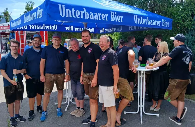 Auch zahlreiche Gäste aus den benachbarten Wehren besuchen das Fest der Erlinger Floriansjünger. | Foto: Peter Heider