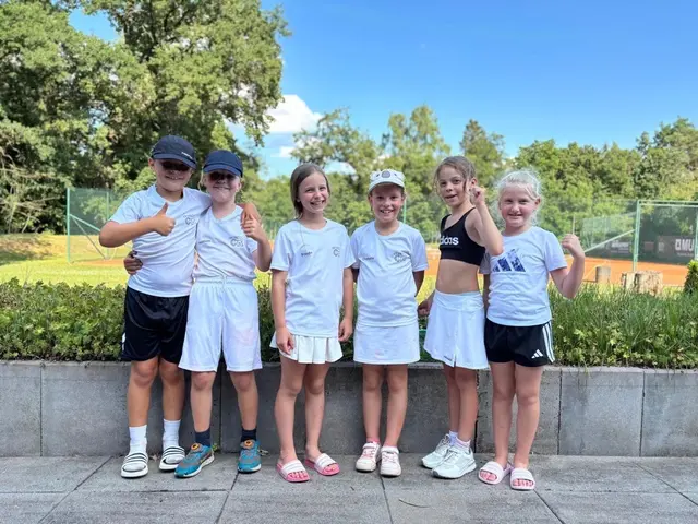 Die Kleinsten des TCR freuen sich über ihren Sieg im Dunlop Kleinfeld U9 | Foto: Lisa-Marie Blatter