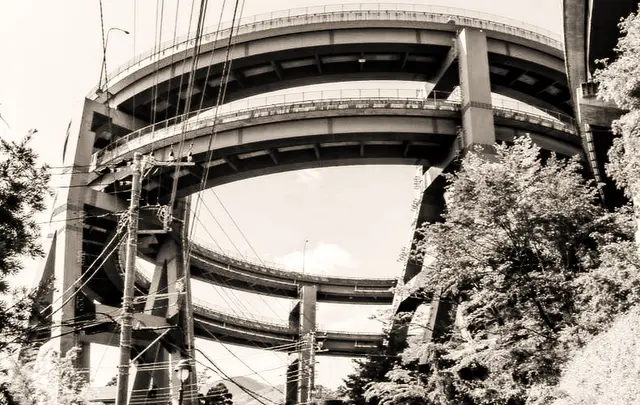 Nicole - 1 Punkt - Kawazu Nanadaru Loop Bridge