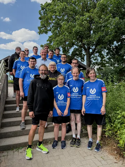 Das SG-Handicap Team bei der Übergabe der Trikot-Spende durch Herrn Alexander Boschek | Foto: Verena Leiminger