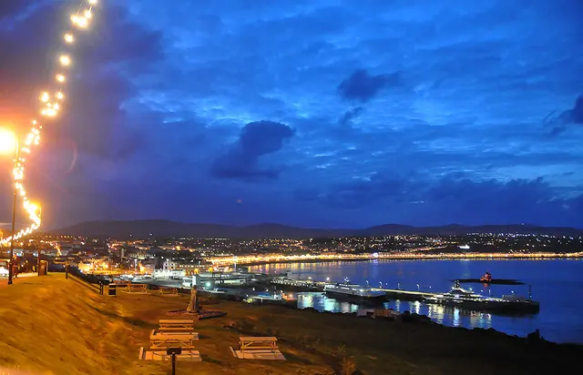 Diese Aufnahme vom Hafen in Douglas, der Hauptstadt der Isle of Man, entstand zur blauen Stunde. So ein Anblick bot sich nur kurze Zeit ...