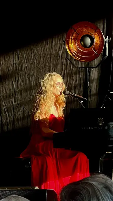 Von der Abendsonne geküsst: Rebekka Bakken in Flensburg | Foto: Marc Rohde