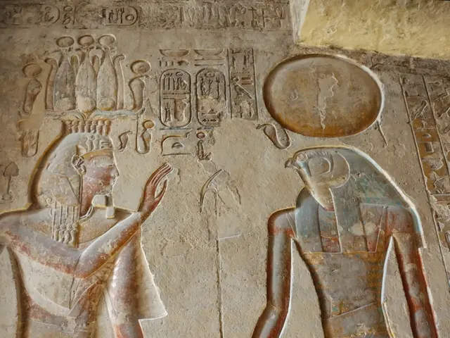  Im Tal der Könige: Grabanlage des Pharaos Ramses III.

