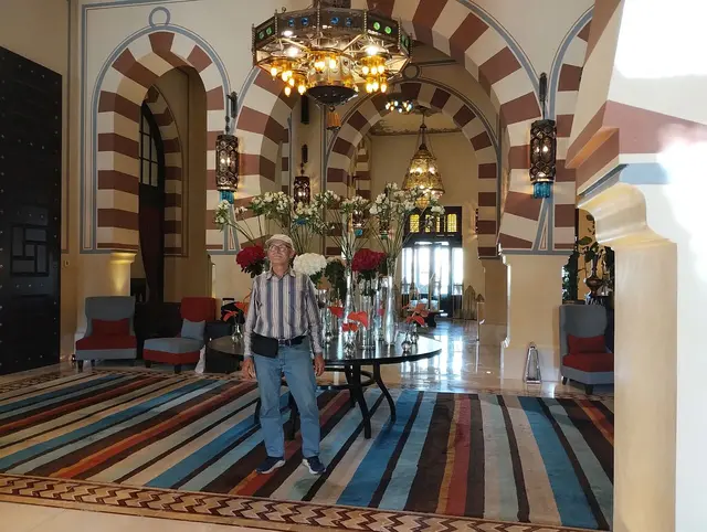Besuch im Old Cataract Hotel in Assuan. Es ist ein traditionelles Luxushotel im  orientalischen Kolonialstil. 
