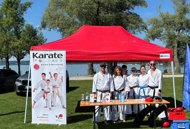 Karateka des Herrschinger Budo-Vereins bei der "2. Inklusiven Allstar Sportparty" 