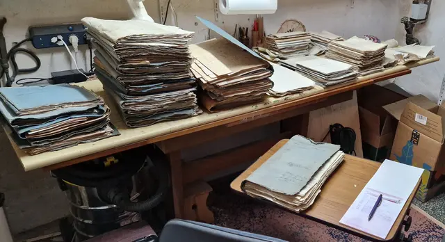 Erste Durchsicht der Unterlagen von Erbleihmüller Pfeil