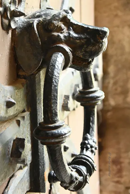 Schlösser in Niedersachsen (Foto: Katja Woidtke)

Rund um das Schloss Marienburg bei Pattensen - Türklopfer am Burgtor | Foto: Katja Woidtke