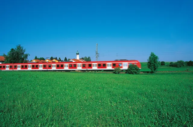 „Ein Meilenstein in der Gestaltung des ÖPNV für unseren Landkreis“, so beurteil die CSU-Fraktion einhellig die Initiative von Landrat Martin Sailer zur Fusion von AVV und MVV. | Foto: © 2024 MVV GmbH