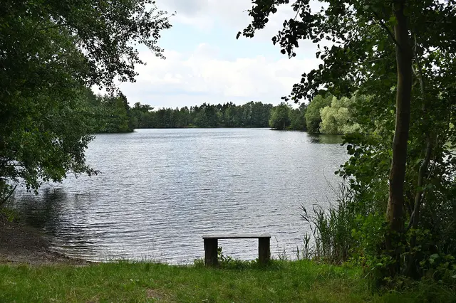 Ehemaliger Baggersee bei Kolshorn