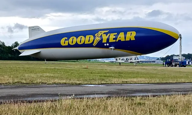 Zeppelin Flughafen in Friedrichshafen | Foto: Peter Heider