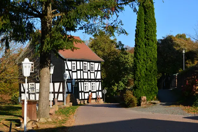 Das kleine Künstlerhaus auf dem Christenberg.