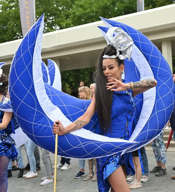 Farbenfrohe Eröffnung des Maschseefestes 2025