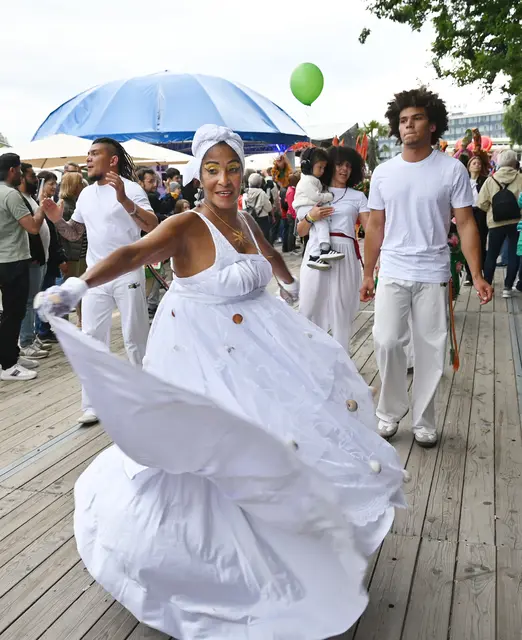 Farbenfrohe Eröffnung des Maschseefestes 2025
