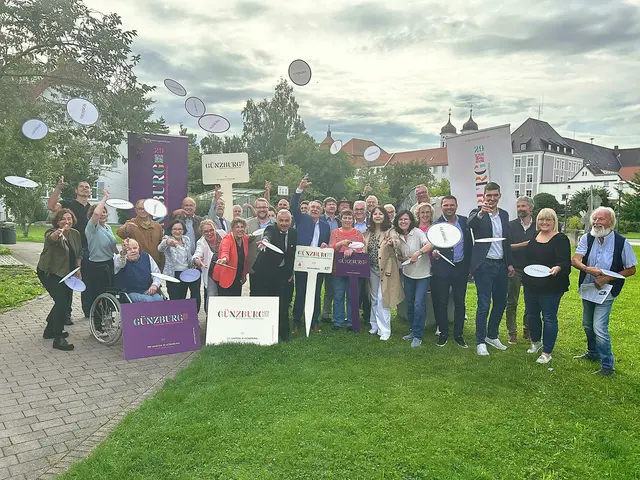 Jubel! Der Günzburger Stadtrat gibt mit dem Beschluss zur Grünplanung den Startschuss eine grüne Zukunft in Günzburg. | Foto: Monika Rudolph