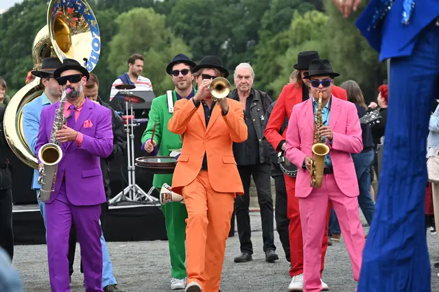 Farbenfrohe Eröffnung des Maschseefestes 2025