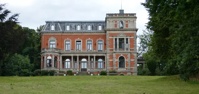 Schloss an der Weser