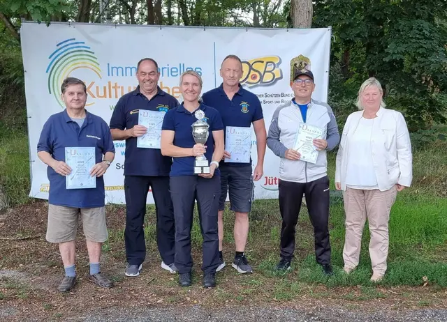 Aus in der Disziplin Pistole .45 ACP ging der Sieg nach Hessen. Die Schützen Thomas Grein, Peggy Baier und Thomas Baier bildeten das Siegerteam. 