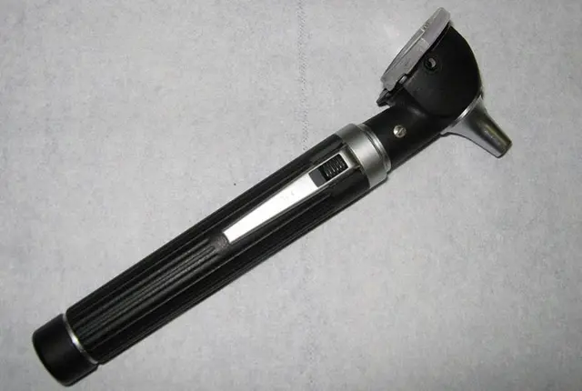 Nicole - 1 Punkt - Otoskop