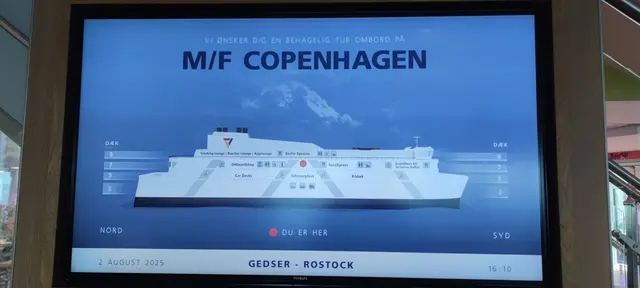Scandlines-Hybridfähre Copenhagen - Infotafel für den Fährgast