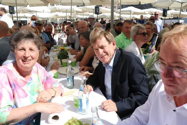 rechts 3. Bgm. Bernd Kränzle | Foto: Marianne Stenglein